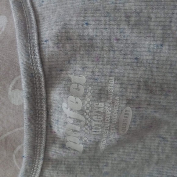 2 tanktops - Picture 4 of 5